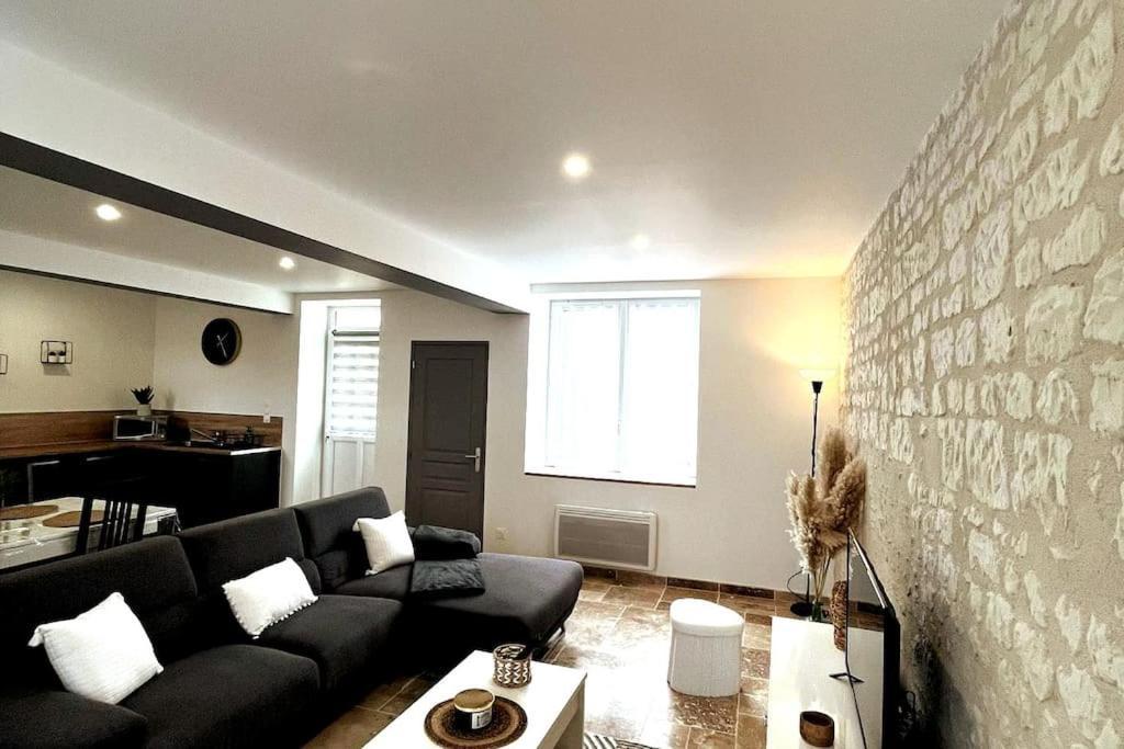 Charmante Maison De Bourg Cosy Acces Wifi Sepmes Exterior photo